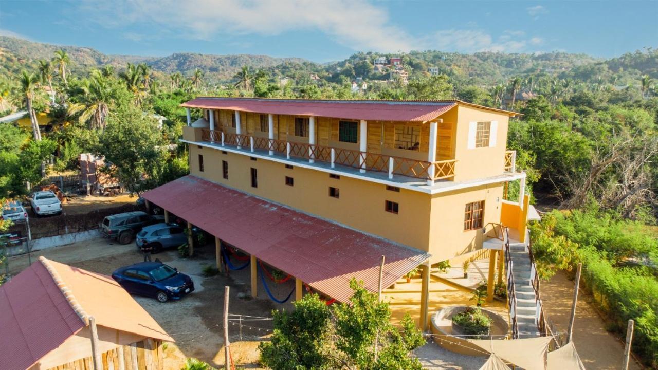 Hotel La Playa Масунте Екстериор снимка