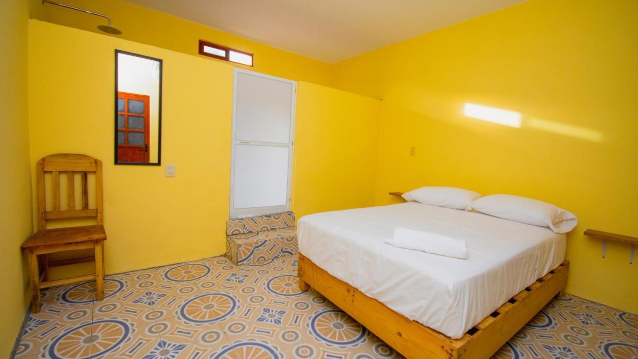 Hotel La Playa Масунте Екстериор снимка