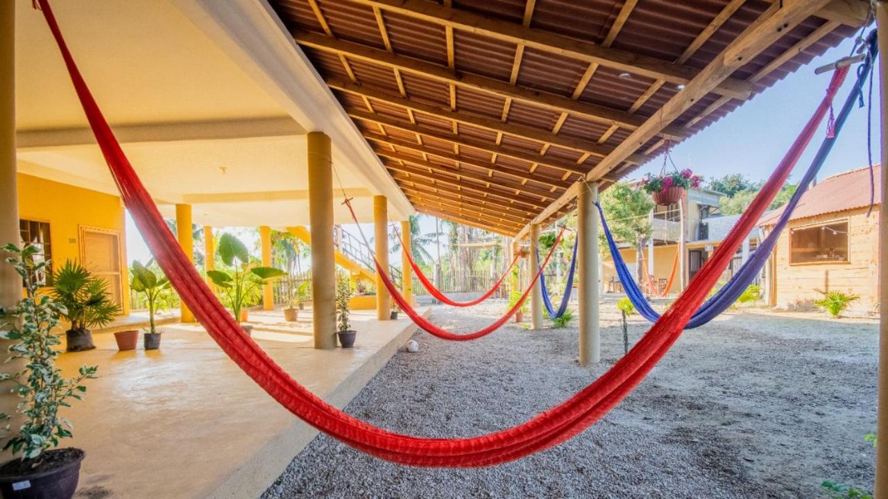 Hotel La Playa Масунте Екстериор снимка