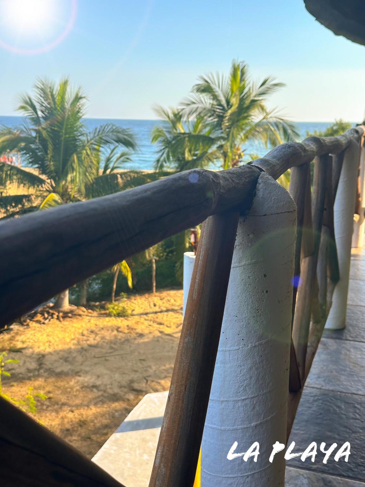 Hotel La Playa Масунте Екстериор снимка