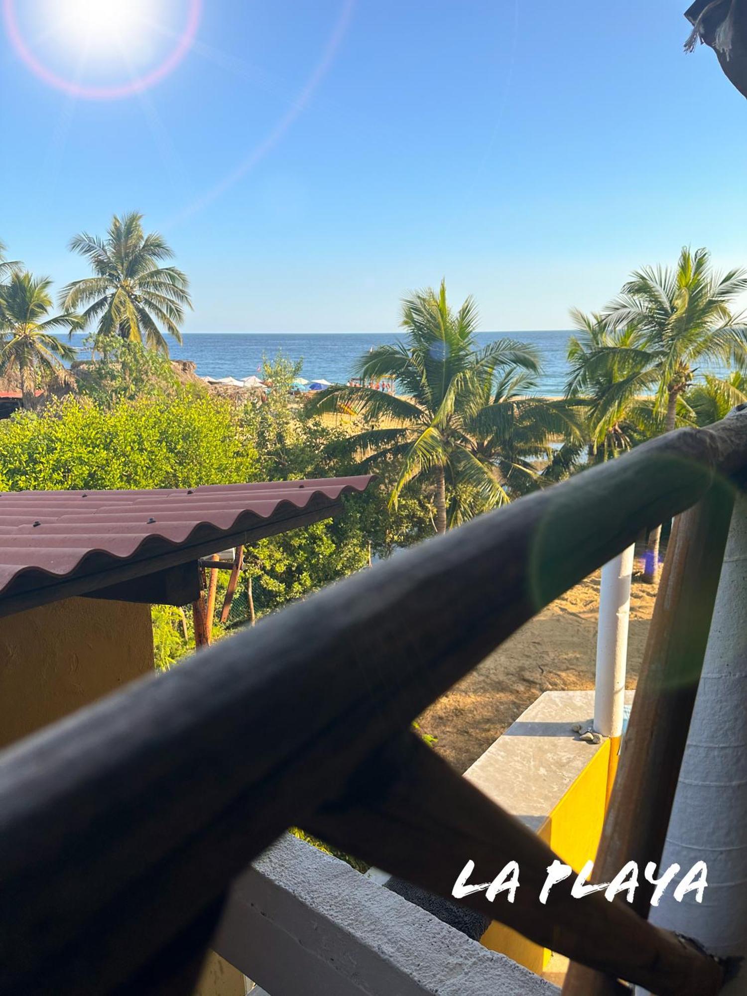 Hotel La Playa Масунте Екстериор снимка