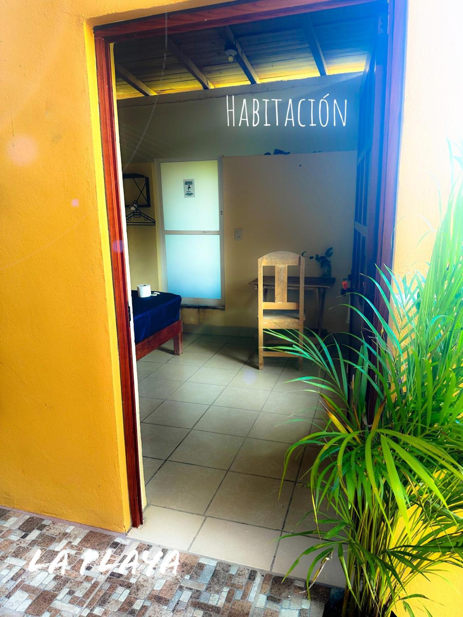 Hotel La Playa Масунте Екстериор снимка